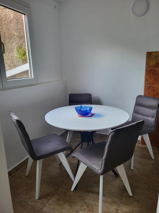 Apartment Novi Central Херцег-Нови Экстерьер фото